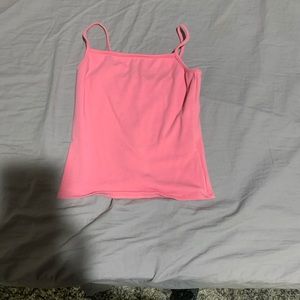 pink tank top